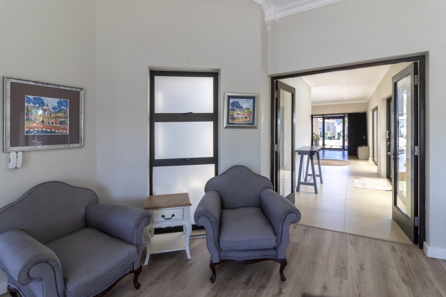 5 Bedroom Property for Sale in Royal Alfred Marina Eastern Cape